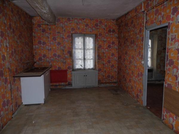Dpt Calvados (14), à vendre FALAISE immeuble de 312 m² habitables