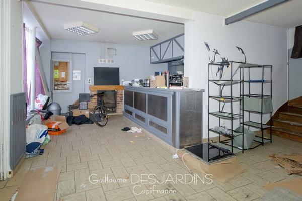 Dpt Orne (61), à vendre LE MERLERAULT immeuble