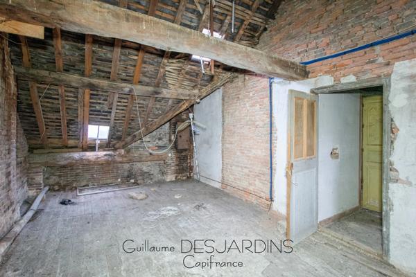 Dpt Orne (61), à vendre LE MERLERAULT immeuble