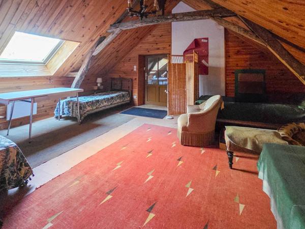 Jolie maison ancienne avec dépendances !