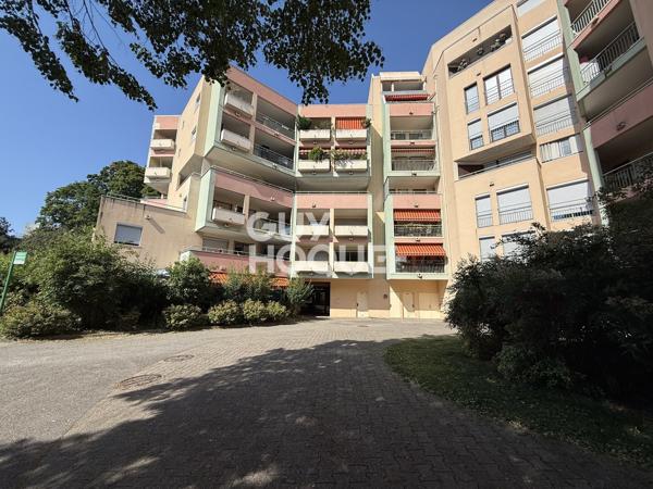 APPARTEMENT À LOUER DE 3 PIÈCES DE 75,90 M²