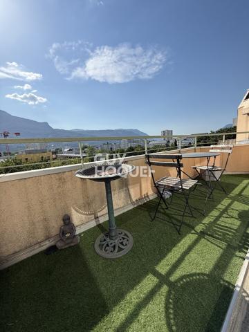 APPARTEMENT À LOUER DE 3 PIÈCES DE 75,90 M²