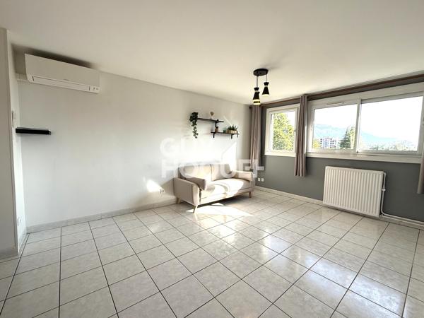 APPARTEMENT À LOUER DE 3 PIÈCES DE 75,90 M²