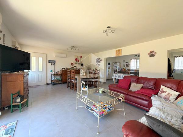 À VENDRE EN EXCLUSIVITE 13610 LE PUY SAINTE REPARADE MAISON PLAIN PIED TYPE 4 PIECES D'ENVIRON 87M² AVEC JARDIN