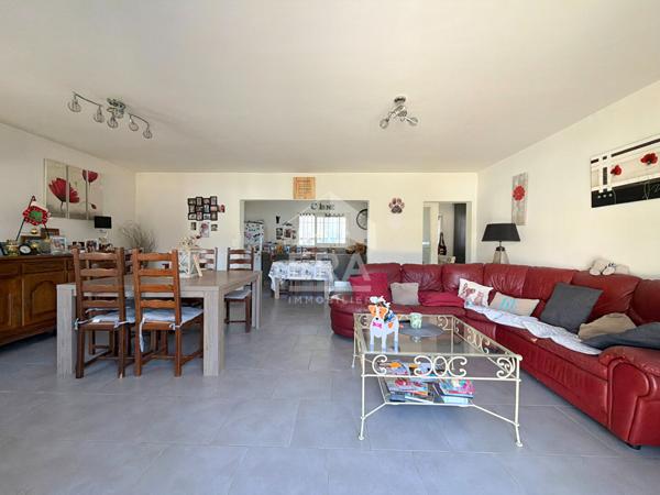 À VENDRE EN EXCLUSIVITE 13610 LE PUY SAINTE REPARADE MAISON PLAIN PIED TYPE 4 PIECES D'ENVIRON 87M² AVEC JARDIN