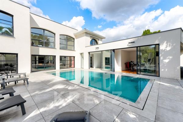 Exclusivité ! Toulouse, Villa hollywoodienne de 420m2 à 8' du métro