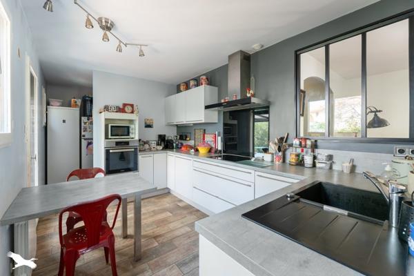 Maison à vendre 899 000 € Saint-Jean-de-Védas 6 p 174 m² DPE C
