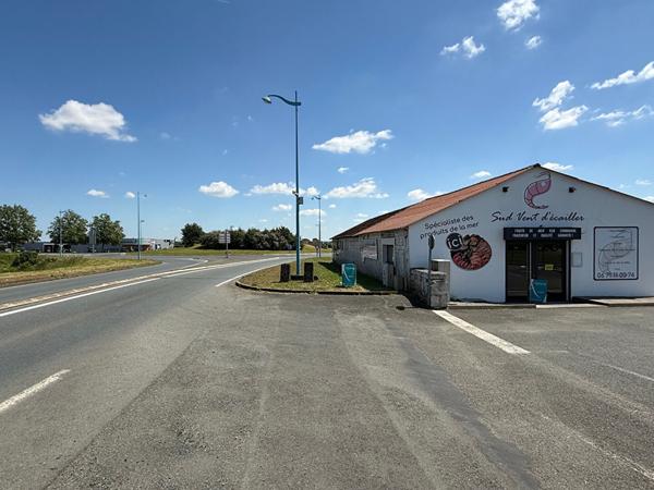 Local LUCON - SAINTE GEMME LA PLAINE