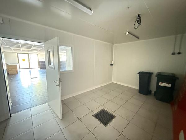 Local LUCON - SAINTE GEMME LA PLAINE