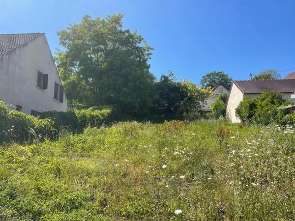 Terrain constructible clos sur Provins