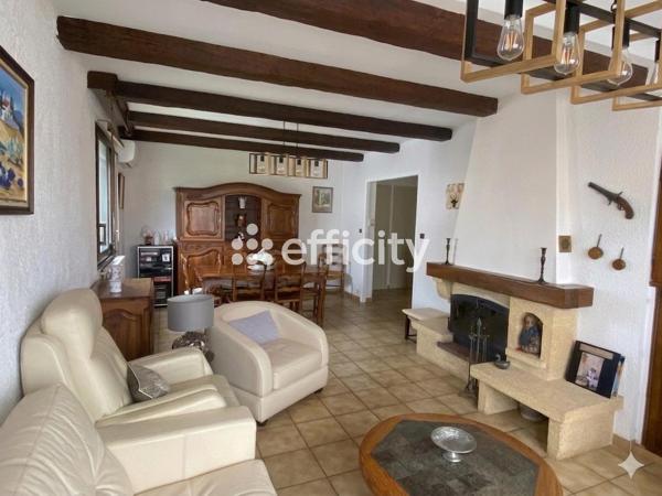 Maison
         5 pièces
        - 122 m² 360 000 € *
