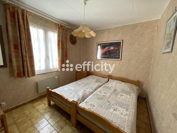 Maison
         5 pièces
        - 102 m² Exclusivité 469 000 € *