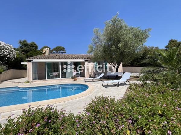 Maison
         5 pièces
        - 102 m² Exclusivité 469 000 € *