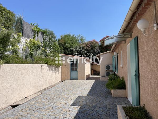 Maison
         5 pièces
        - 102 m² Exclusivité 469 000 € *