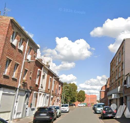 NIEPPE "Un petit chez soi vaut mieux qu’un grand chez les autres."
Maison de 4 piéces à travaux.