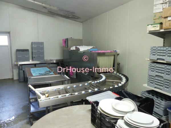 Commerce à vendre 8 pièces de 360 m²