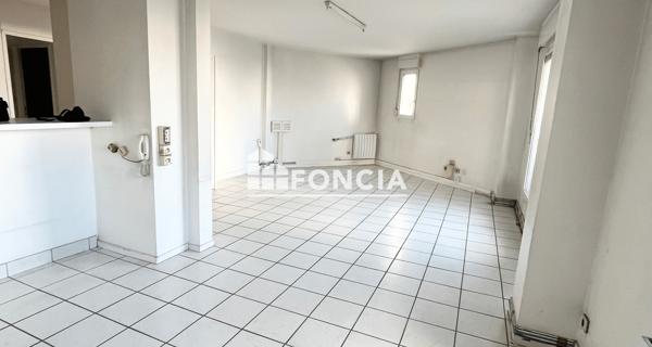 Location Appartement 5 pièces 99 m² - Saint-étienne 42000