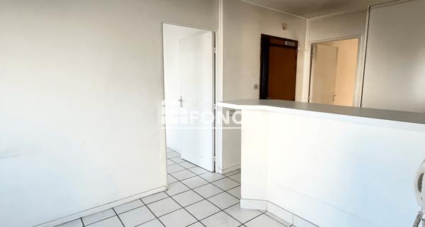 Location Appartement 5 pièces 99 m² - Saint-étienne 42000
