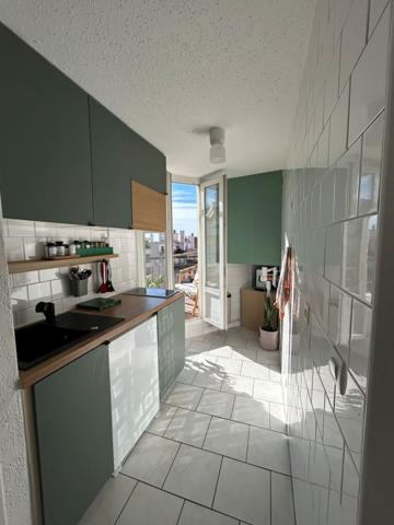 2 pièces VIDE RIQUIER/SCALIERO rénové avec terrasse filante en dernier étage.