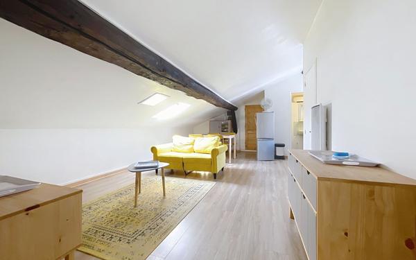 Appartement à vendre    2 pièces • 25,73 m2 Lyon 3