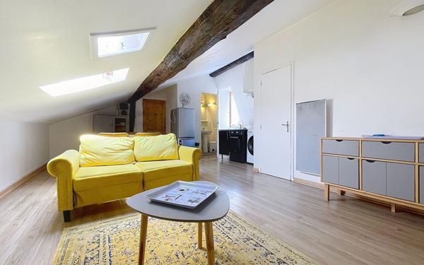 Appartement à vendre    2 pièces • 25,73 m2 Lyon 3