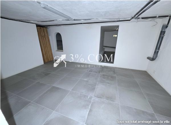 Villa 7 pièce(s) 6 chambre(s) 192 m²