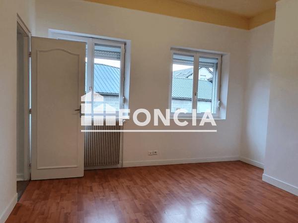 Location Appartement 4 pièces 115 m² - 11 RUE THIERS Rethel 08300