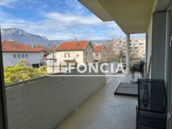 Location Appartement 4 pièces 118.3 m² - 5 RUE RABELAIS Eybens 38320