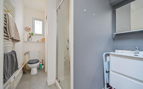 Appartement à vendre    2 pièces • 53 m2 Paris 18