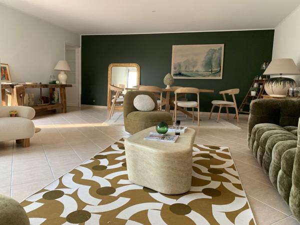 Maison plain pied - 3 chambres, jardin et stationnement.