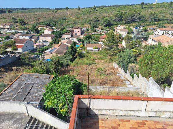 Terrain à bâtir de  877 m2  aux Pennes Mirabeau