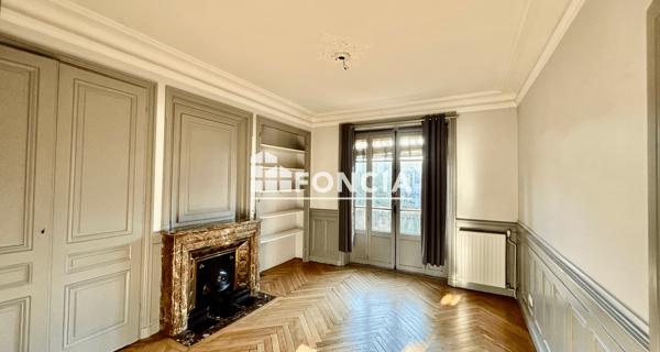 Location Appartement 5 pièces 121.66 m² - Lyon 69003