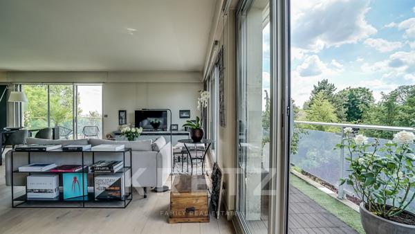 Appartement d'angle avec triple exposition