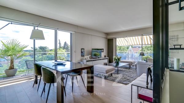 Appartement d'angle avec triple exposition