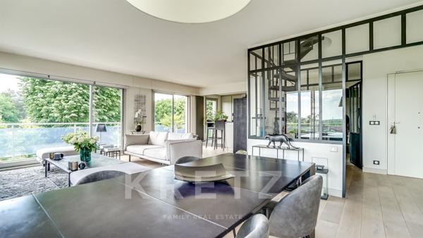 Appartement d'angle avec triple exposition