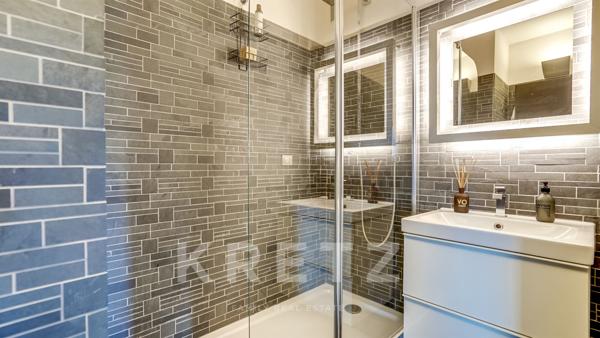 Appartement d'angle avec triple exposition