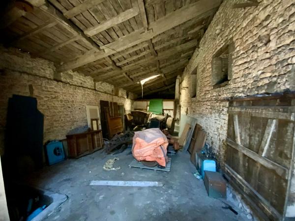 Maison avec dépendances à Cierzac