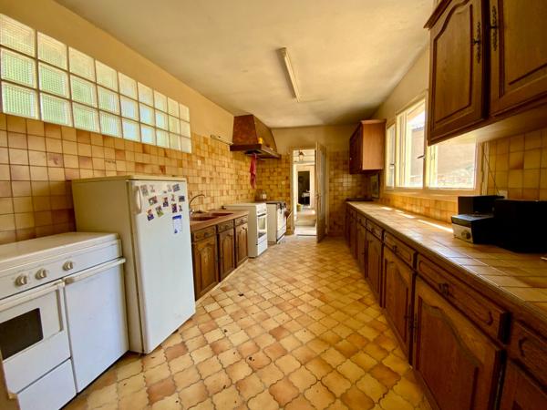 Maison avec dépendances à Cierzac