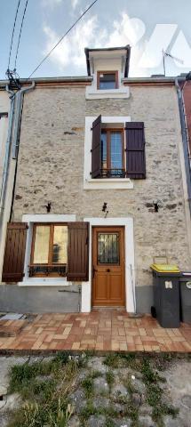 Maison ancienne rénovée sise à SAINT MAMMES