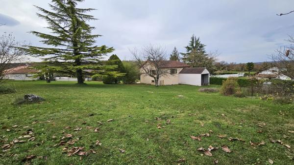 Vente                                                      Maison
                        
                     4 pièces                      99 m2                     à Soleymieu