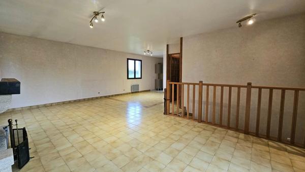 Vente                                                      Maison
                        
                     4 pièces                      99 m2                     à Soleymieu