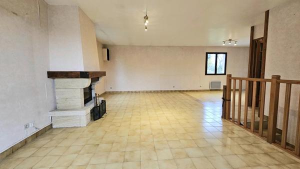 Vente                                                      Maison
                        
                     4 pièces                      99 m2                     à Soleymieu