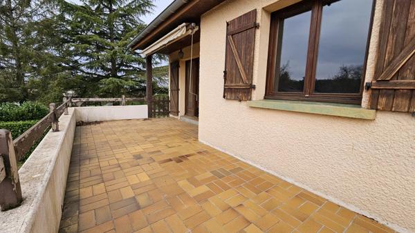 Vente                                                      Maison
                        
                     4 pièces                      99 m2                     à Soleymieu