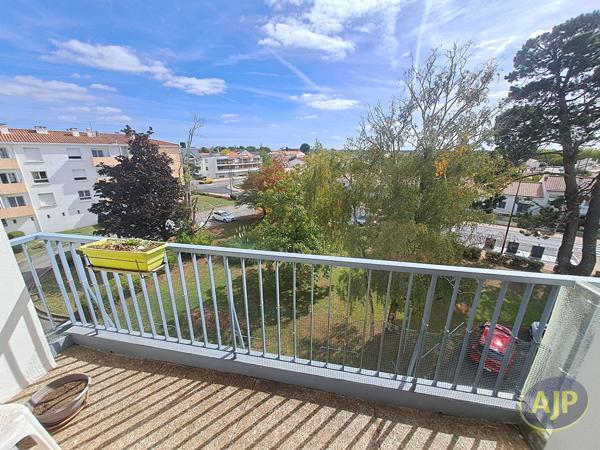 Appartement à vendre Challans - 3 pièces, 60m² avec 2 chambre(s) à 118 800€ - AJP Immobilier Challans