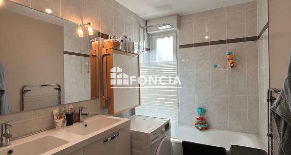 Location Appartement 4 pièces 85.06 m² - Les Ulis 91940