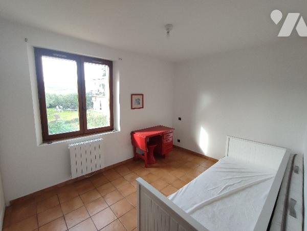 Maison 3 chambres avec jardin et garage