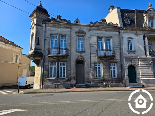 Maison de Caractère avec Vue Panoramique - avec jardin et garage
