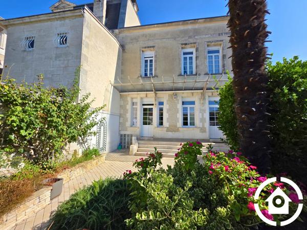 Maison de Caractère avec Vue Panoramique - avec jardin et garage