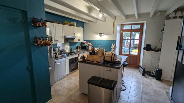 Maison  4 pièce(s)  3 chambre(s)  100 m²