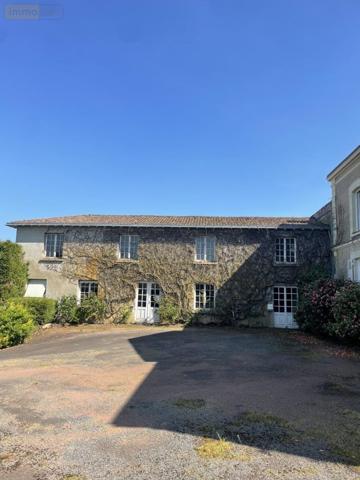 Maison à vendre à Montrevault-sur-Èvre dans le Maine-et-Loire (49110), ref : 49055-63